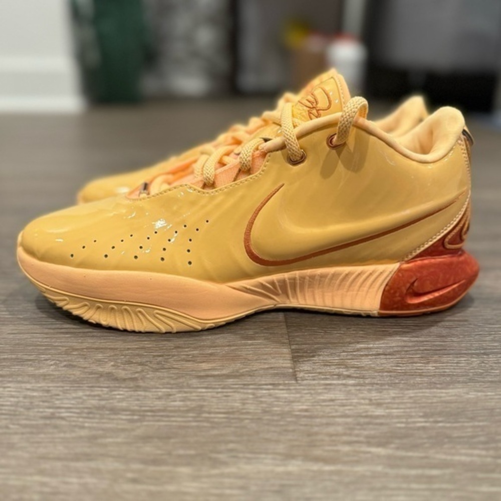 LeBron XX| "Dragon Pearl" sz 8.5